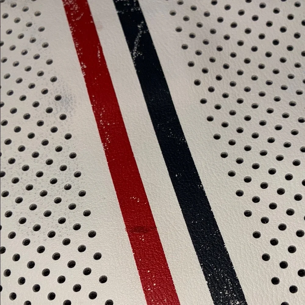 no brand stylish white